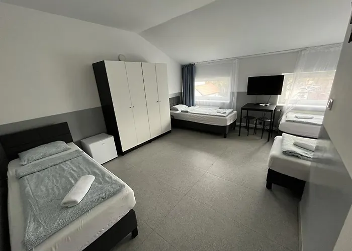 Grey Z Lazienka , Darmowy Parking, Zameldowanie Bezobslugowe * Posen