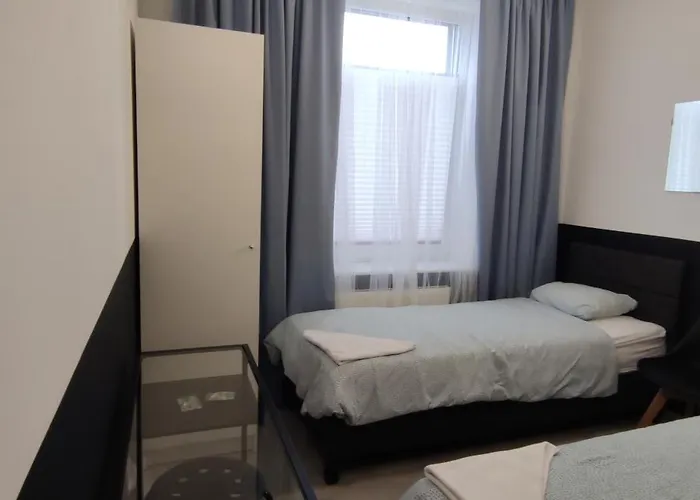 Grey Z Lazienka , Darmowy Parking, Zameldowanie Bezobslugowe Hostel Posen