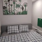 Hostel Grey Pokój Z łazienką , Darmowy Parking, Zameldowanie Bezobsługowe