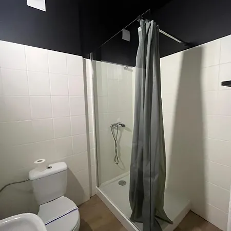 Grey Z Lazienka , Darmowy Parking, Zameldowanie Bezobslugowe 호스텔