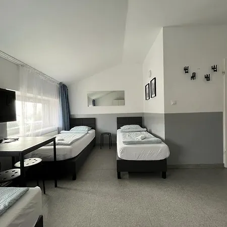 Grey Pokój Z łazienką , Darmowy Parking, Zameldowanie Bezobsługowe Hostal