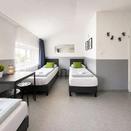 Grey Z Lazienka, Free Parking & Self Check-in Vandrarhem
