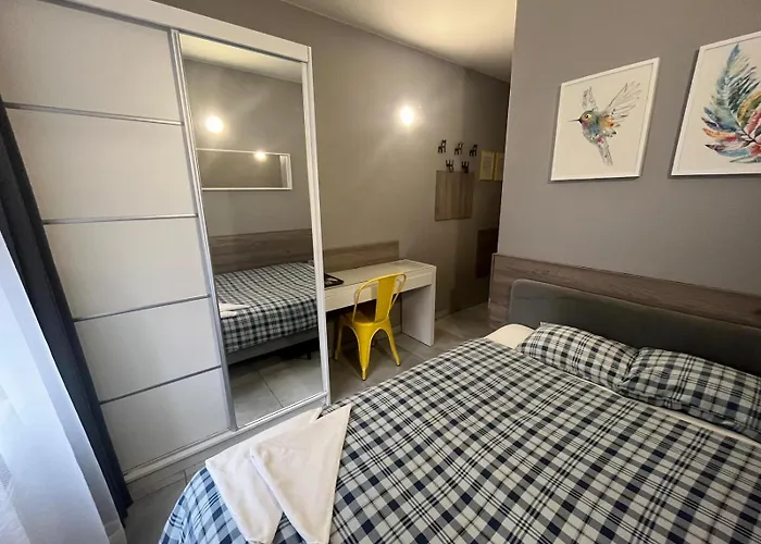 Hostel Grey Z Lazienka , Darmowy Parking, Zameldowanie Bezobslugowe Poznan