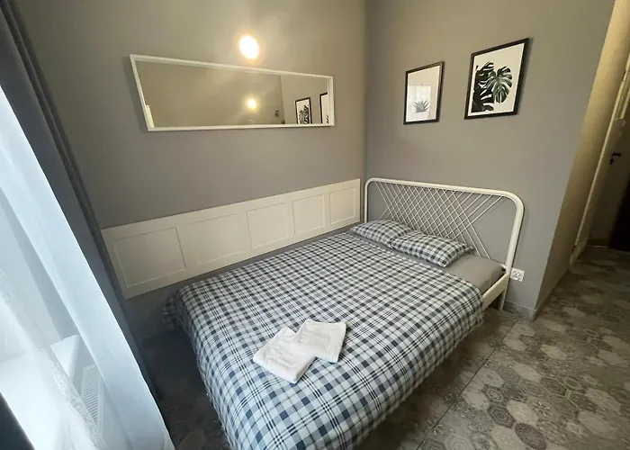 Grey Z Lazienka , Darmowy Parking, Zameldowanie Bezobslugowe Hostel